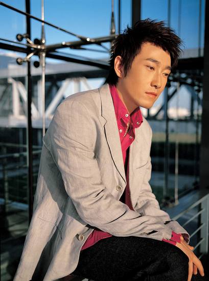 资料图片满江新专辑宣传照3