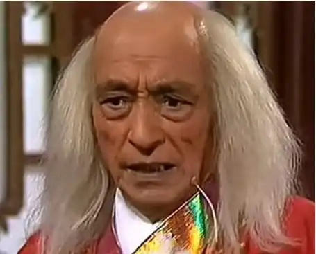 谁扮演的丁春秋与鸠摩智更符合原著呢