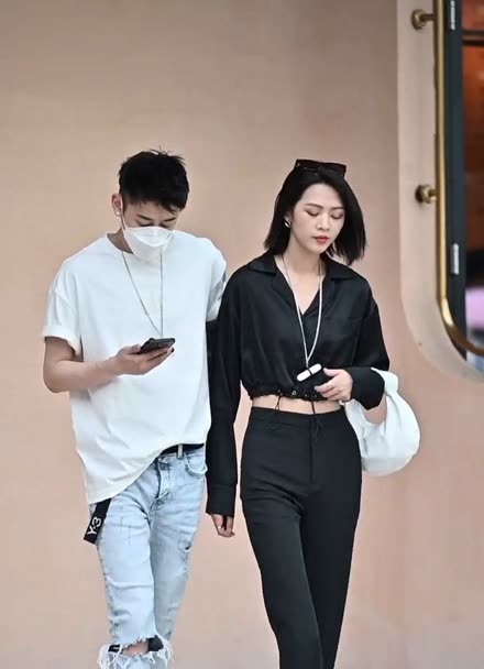 别人家的女朋友怎么都好!