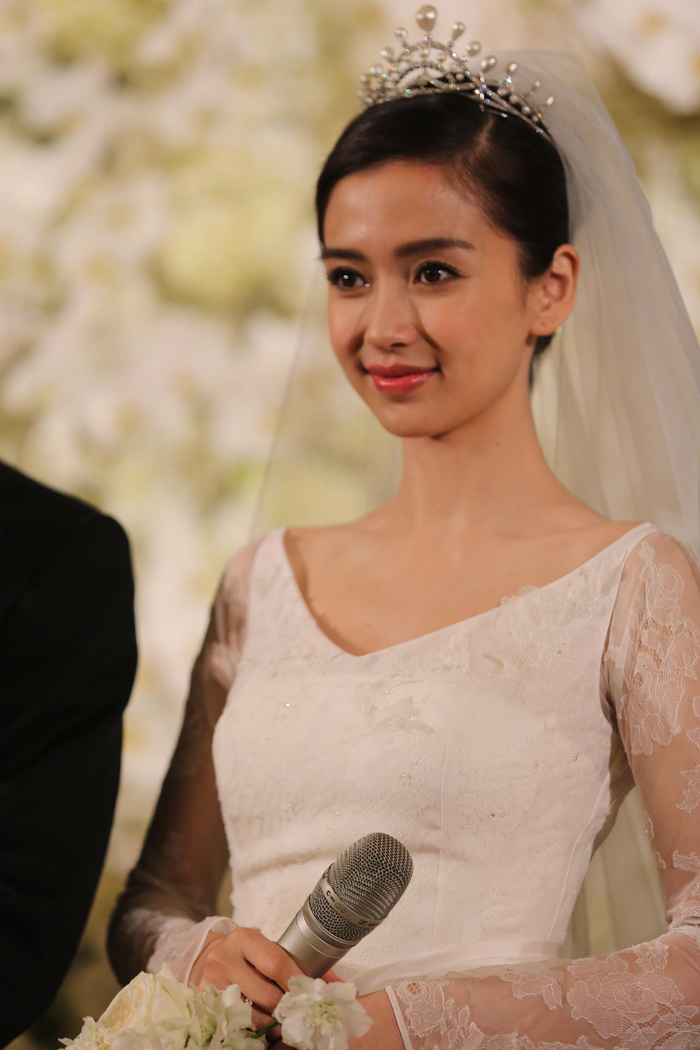 杨颖黄晓明婚礼现场生图__财经头条