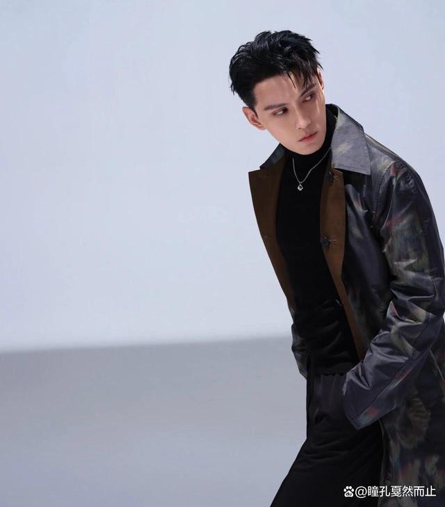 长相棱角分明的徐正溪,加强身高的优势,妥妥模特架子参加超级男模大赛