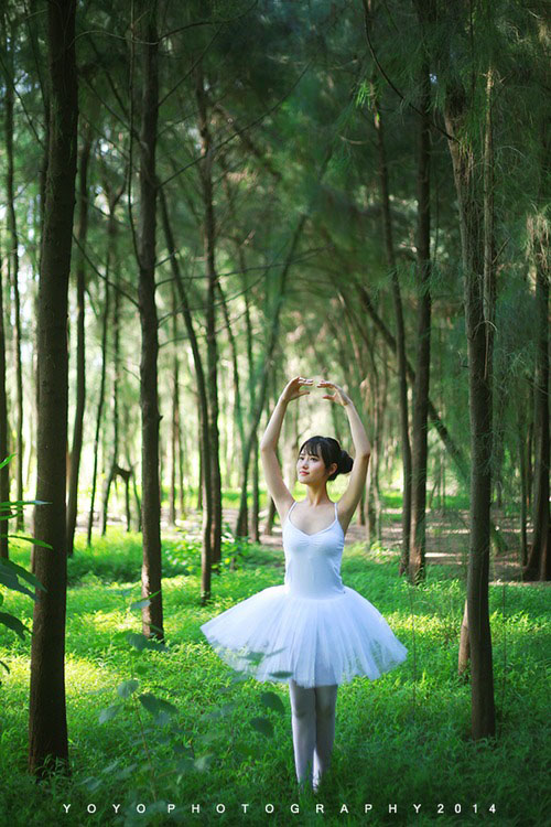 清纯的芭蕾舞女孩气质美女户外唯美清新写真