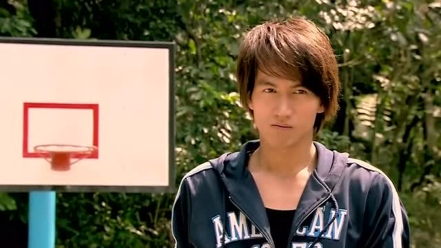 篮球火言承旭初次在队员面前炫技水平太震撼众人觉得不可思议