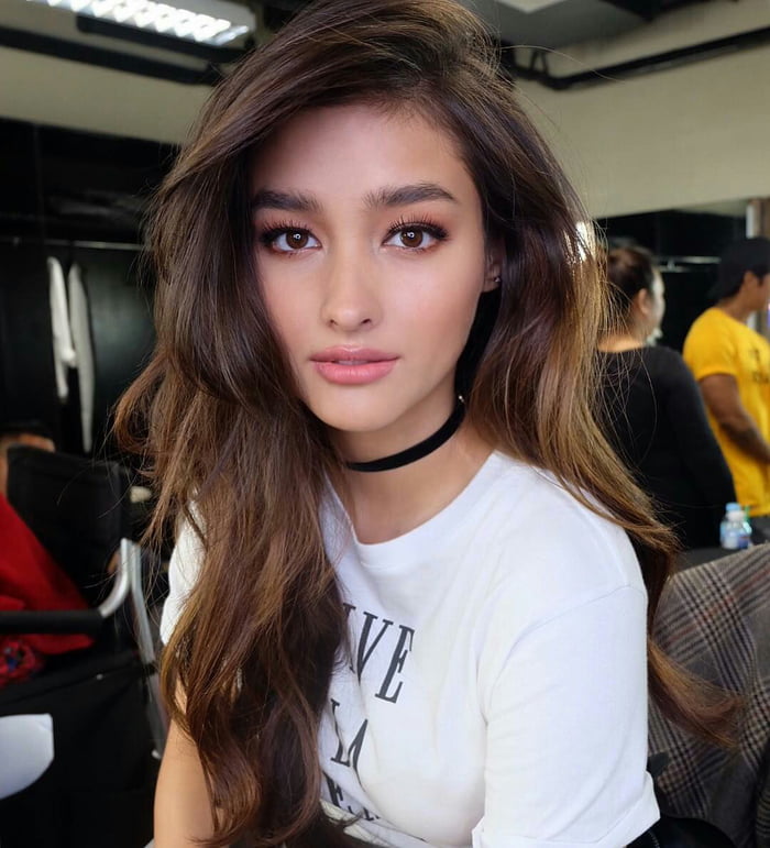 知名模特演员liza soberano,曾被评全球最美面孔100人