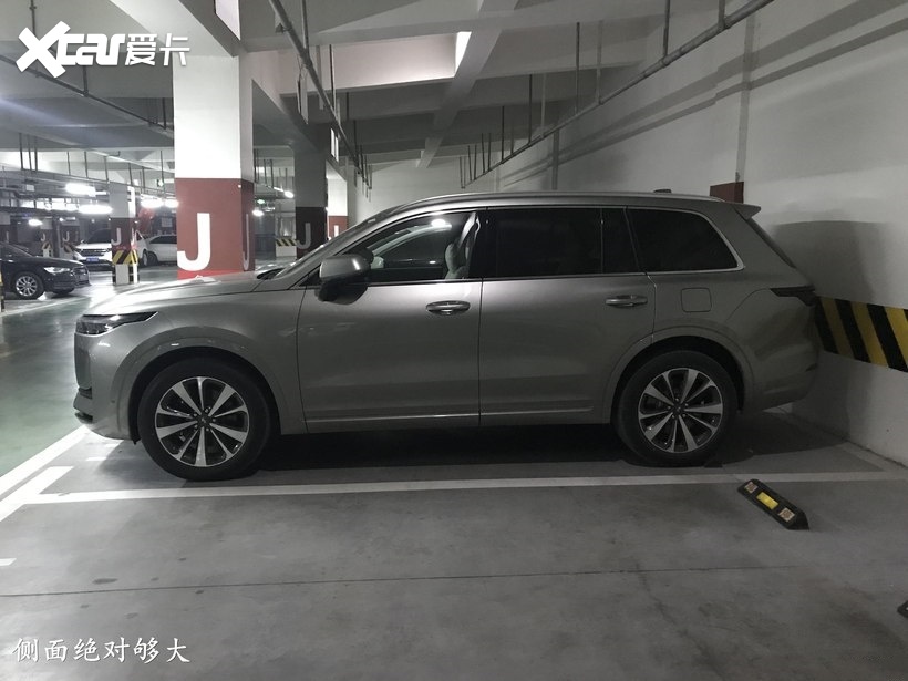 宝马x1车主喜提理想one用车3月后感觉x1就像拖拉机