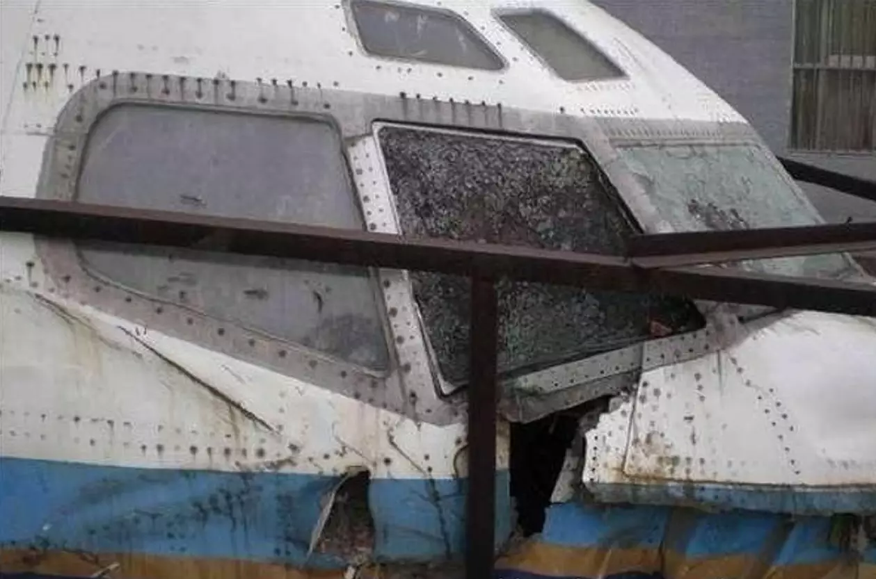 1997年南航深圳空难中飞行员企图在暴雨中降落最后失败了