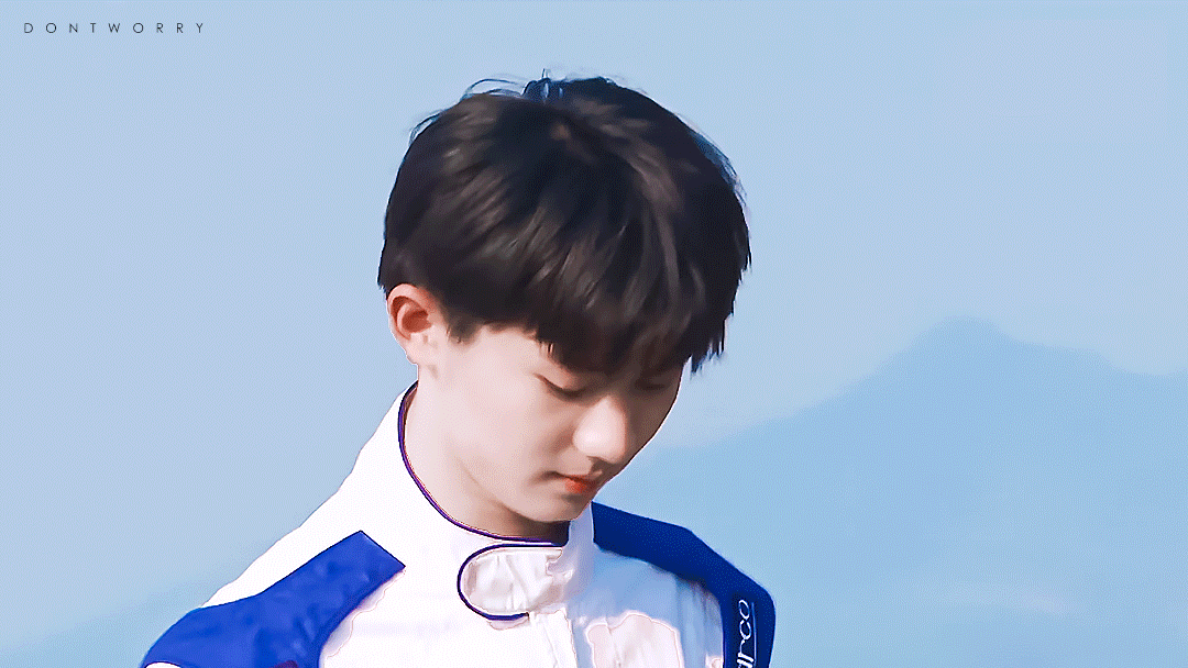 马嘉祺动图合集没有人能拒绝奶呼呼的小马