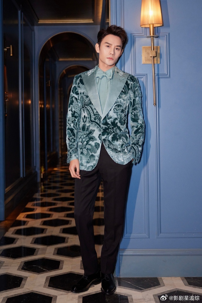 王凯宋运辉是平行时空另一个我##王凯终于没穿黑西装了