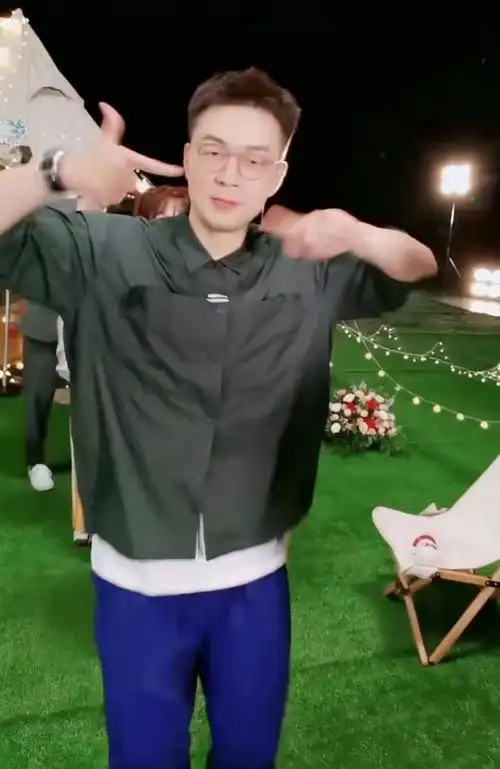 杜海涛暴瘦三十斤(却被嘲脸垮了网友直呼像老了二十岁) - 品度娱乐