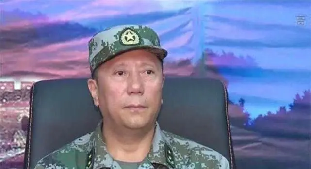 秦基伟儿子去越南哭诉:我无法尽孝了,秦基伟臭骂:你这仗算什么