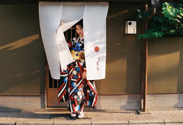 日本京都,最适合穿和服的城市,日本人衣服穿法你一定学不会!