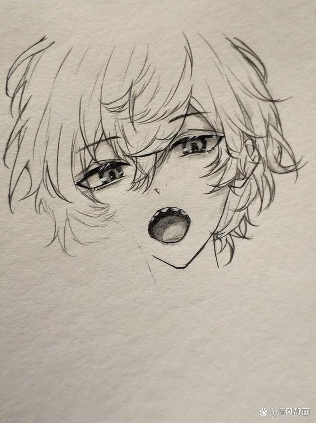 手绘教大家画卡通动漫人物