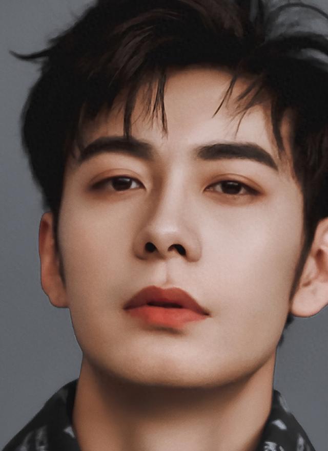 娱乐圈的美男千千万.