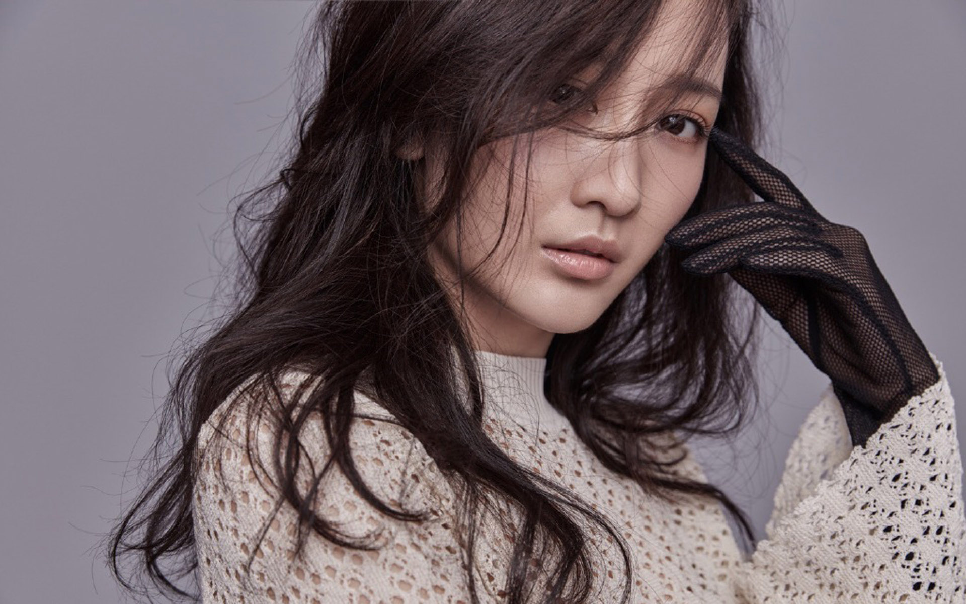 王鸥性感妩媚时尚写真图片桌面壁纸