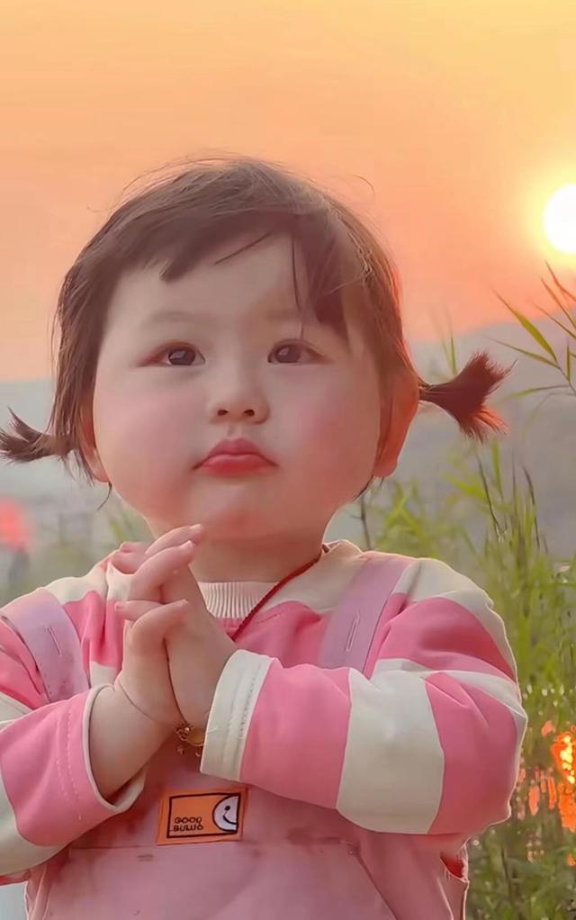 瑶一瑶小肉包:一个两岁的小女孩,凭什么得到一千多万人的喜爱?