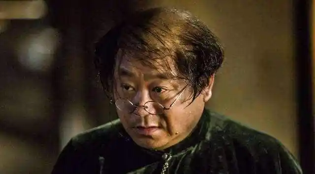 2021年"油腻大叔"新标准出炉!总共10条,你躲过了几条?