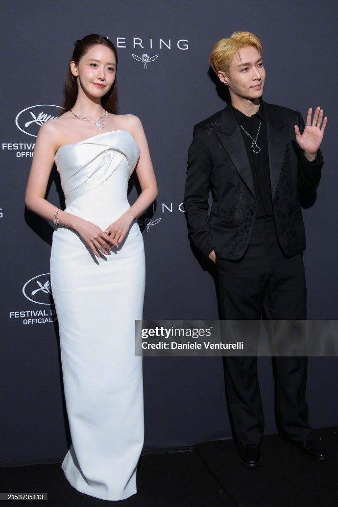 g社拍的张艺兴林允儿