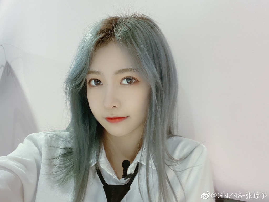 偶像美少女gnz48-张琼予迷人写真美照