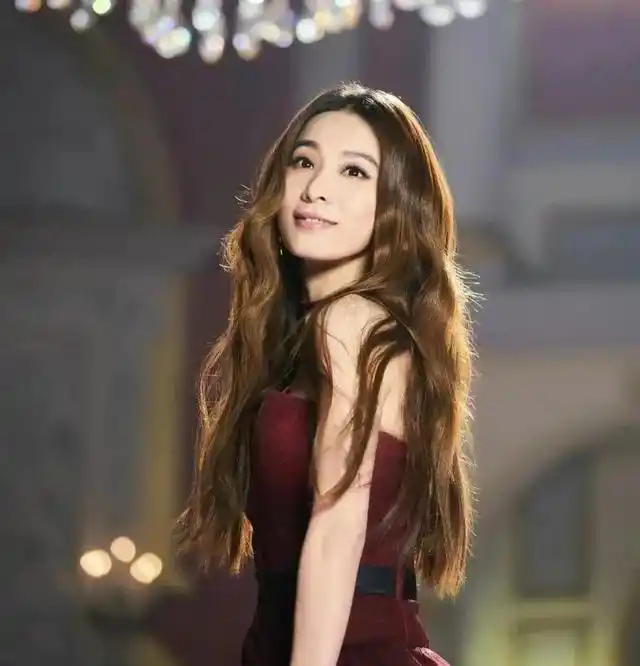 田馥甄天津演出取消,本人发文深表遗憾,已开启退票通道