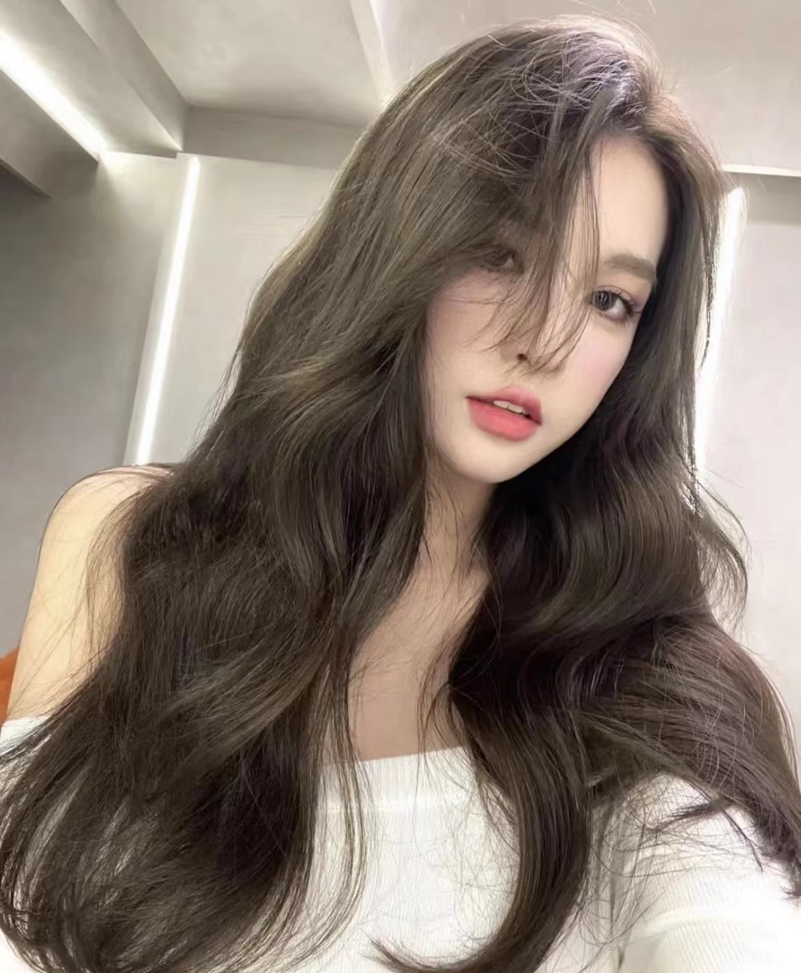 女生发色好看图片