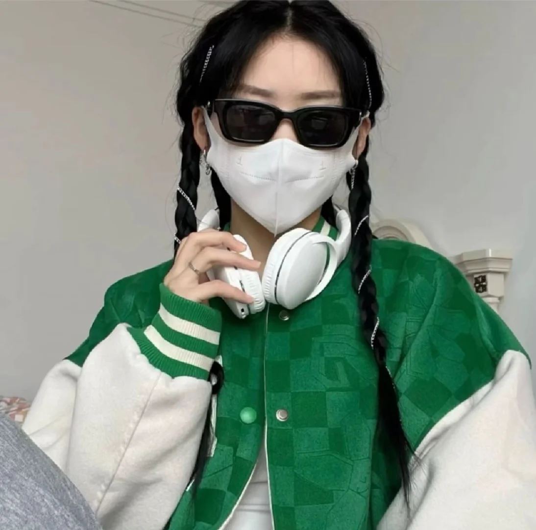 那些戴墨镜的女生头像