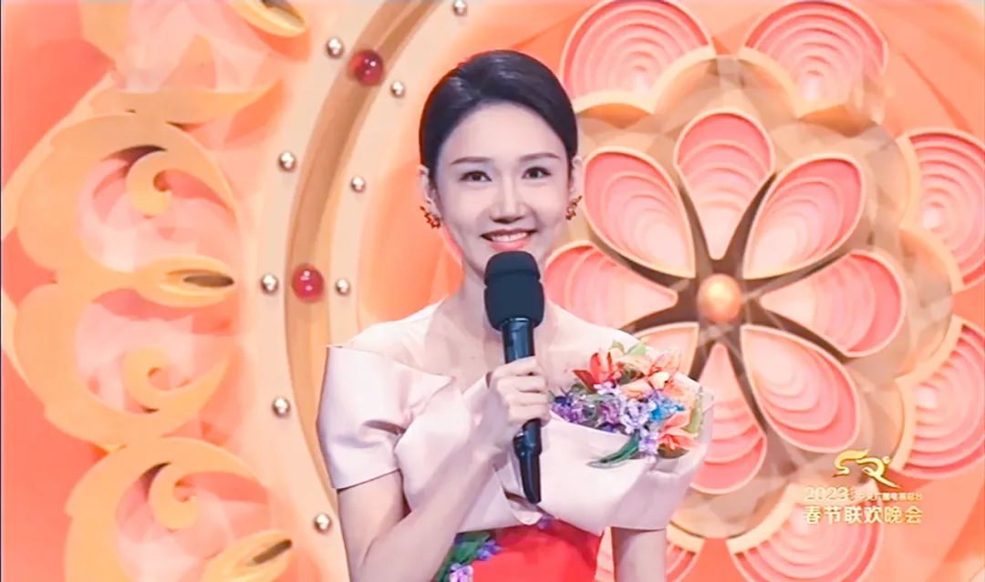 骄傲!郴籍龙洋再度主持央视春晚