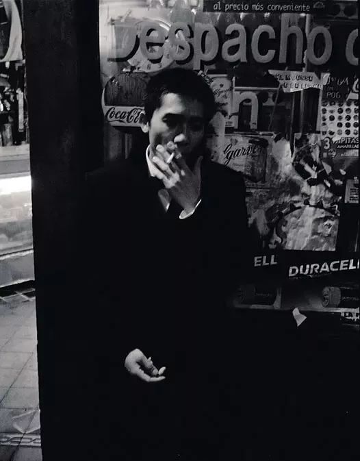 黑白光影中的梁朝伟