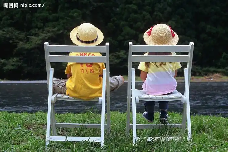 亲子家庭图片[摄影图,jpg]