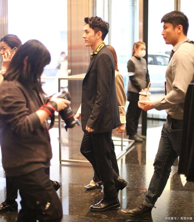 吴亦凡案的二审维持原判,这是我国法律公平与公正的体现