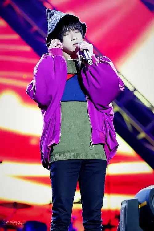 2016华晨宇贵阳咪咕演唱会_图片_视频集锦-爱豆app