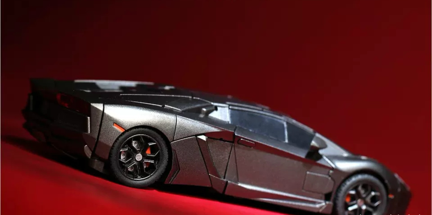 摄影作品变形金刚禁闭原来是一个曾经不属于任何阵营的赏金猎人