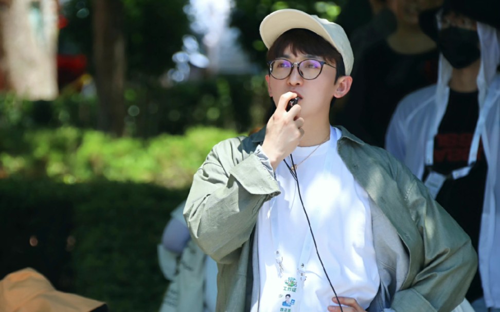 姚译添‖跑男第九季姚pd镜头(不全)