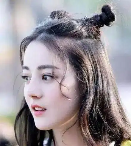 双丸子头减龄?热巴乖巧舒畅最仙,关晓彤成哪吒,章子怡