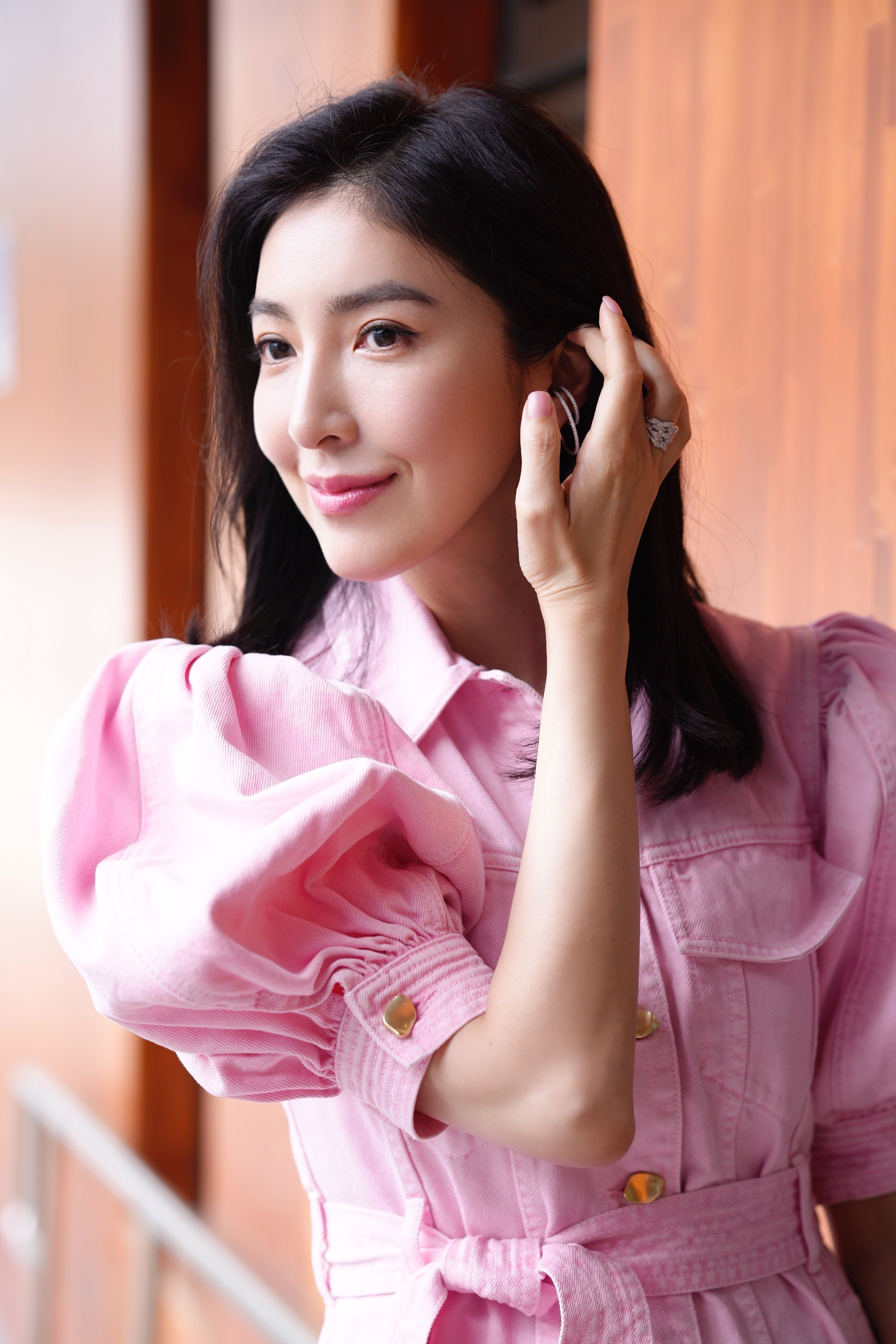 专访华灯初上杨谨华在片场眼里只有林心如老公看苏庆仪眼神被吓到