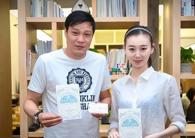 范志毅官方宣布!告别游戏透露,进入人生新篇章,妻子感到遗憾