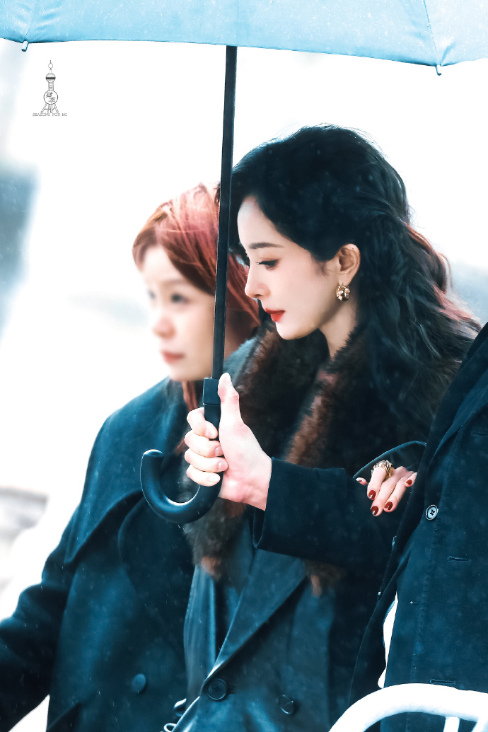 杨幂##杨幂总裁出街##杨幂工作室的审美