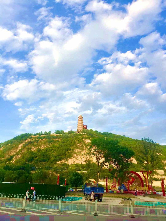 跟着老夏去延安南泥湾壶口瀑布看看