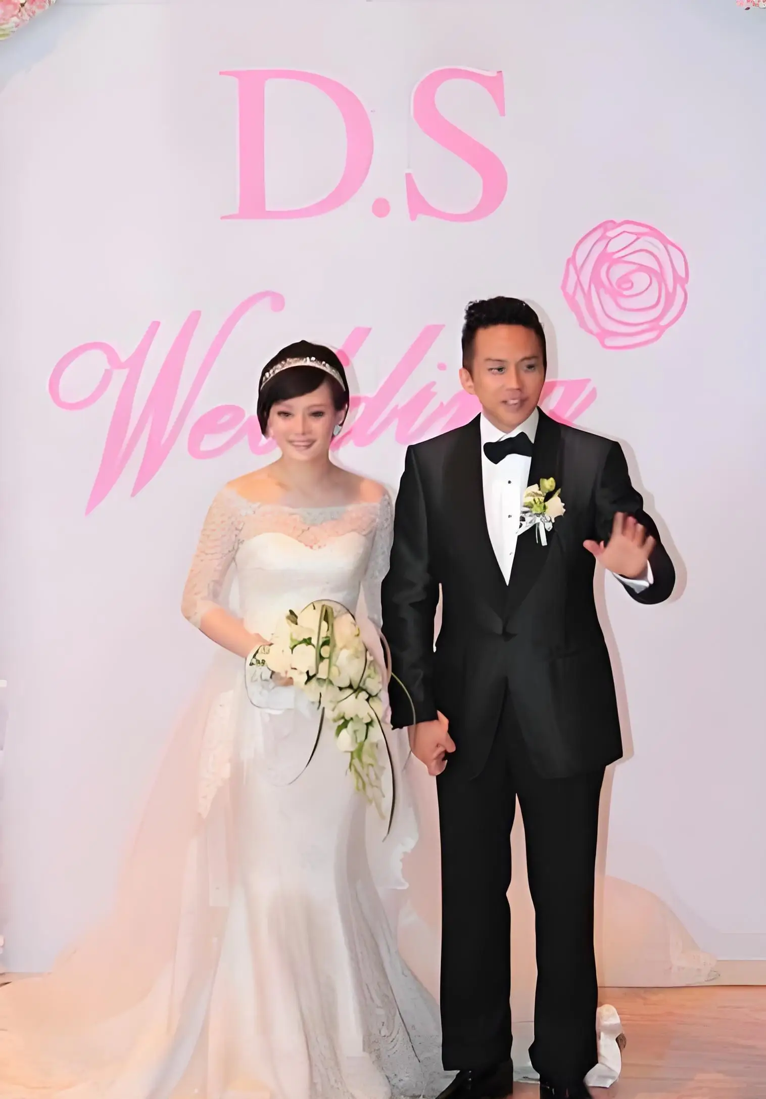 孙俪组建家庭乐队梦碎,与邓超14年的婚姻中,表面强势的她,才是被"拿捏