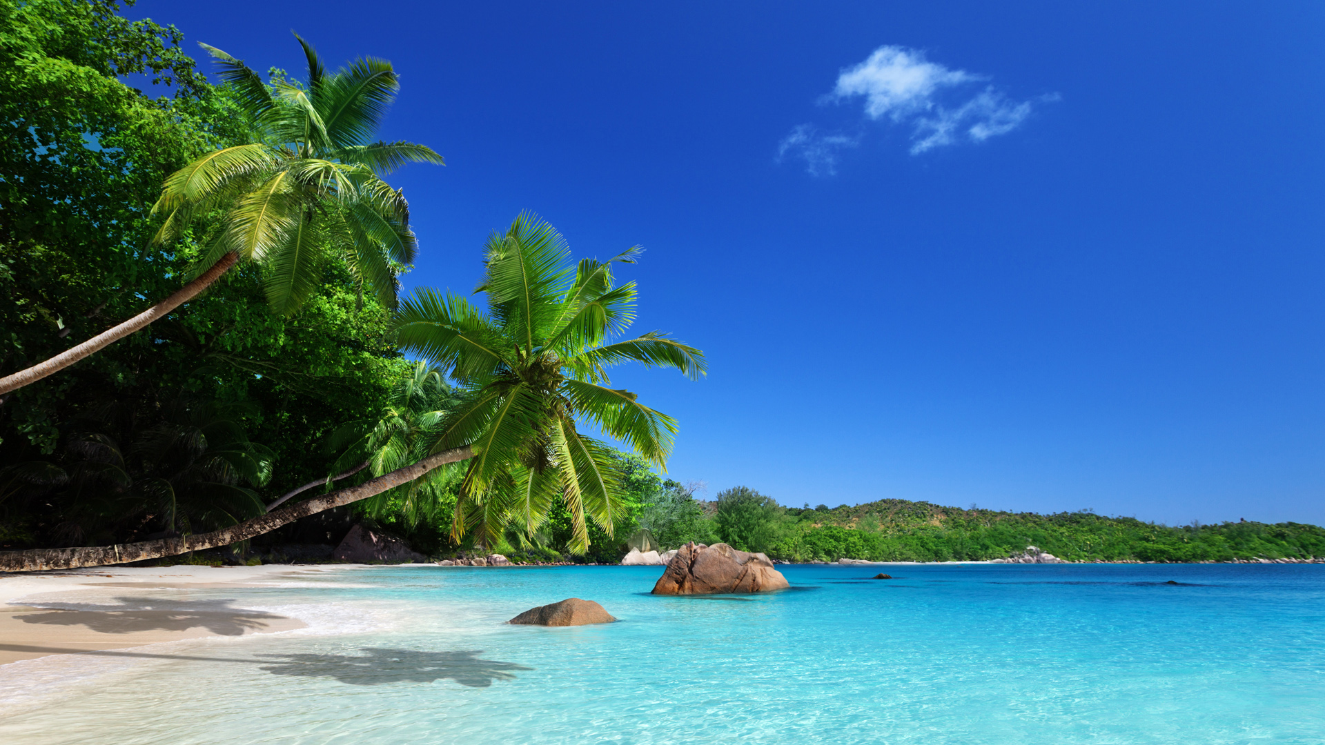 美丽的大海风景高清桌面壁纸