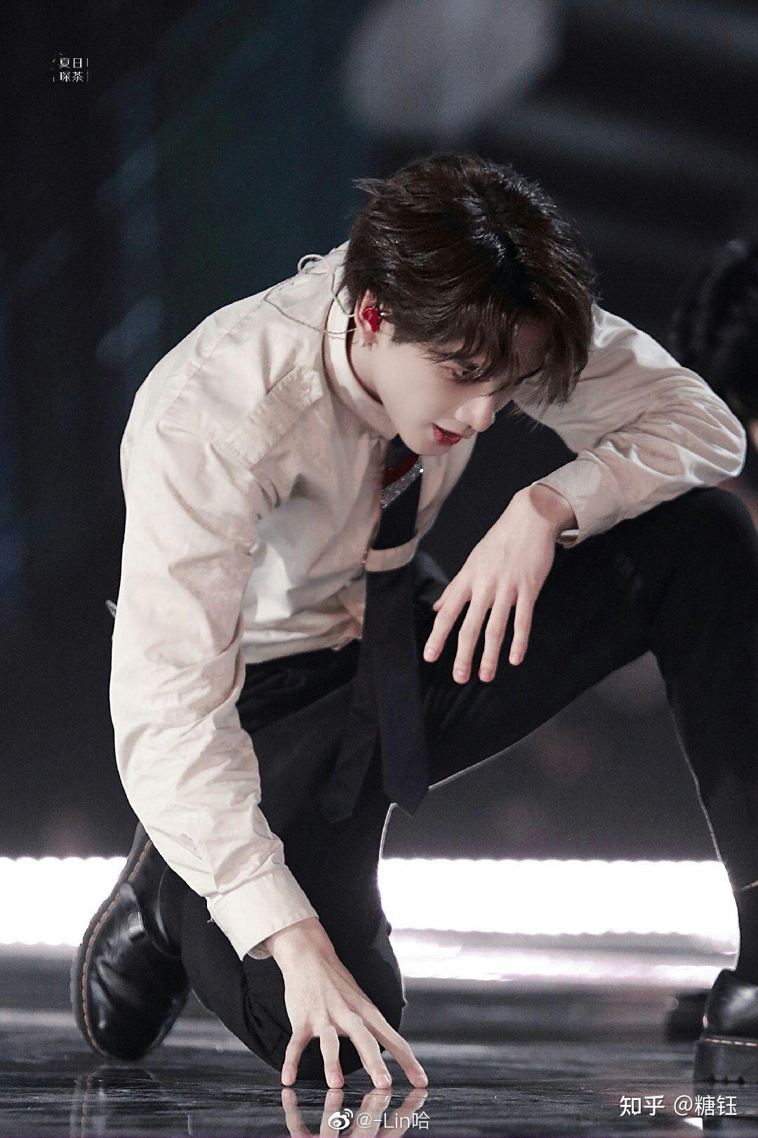 r1se有哪些看一眼就很惊艳的神图? - 知乎