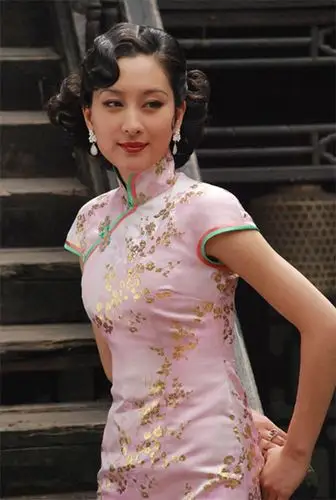 【娱乐时尚】电视剧《旗袍》中的25套旗袍