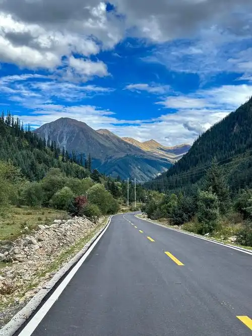 世界那么大,去看看吧! #川西美景 #318川藏线 - 抖音