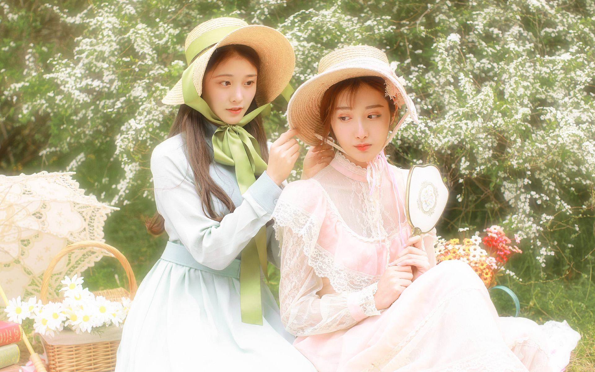 可爱闺蜜清纯治愈系唯美高清桌面壁纸