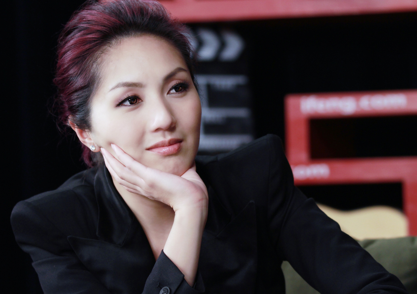 杨千嬅否认雪藏卵子,曝和余文乐床戏不算什么