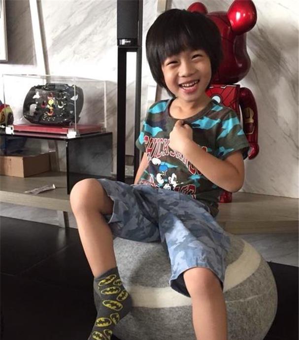 原创有种颜值翻车叫kimi长大看到近照怪不得林志颖不晒了