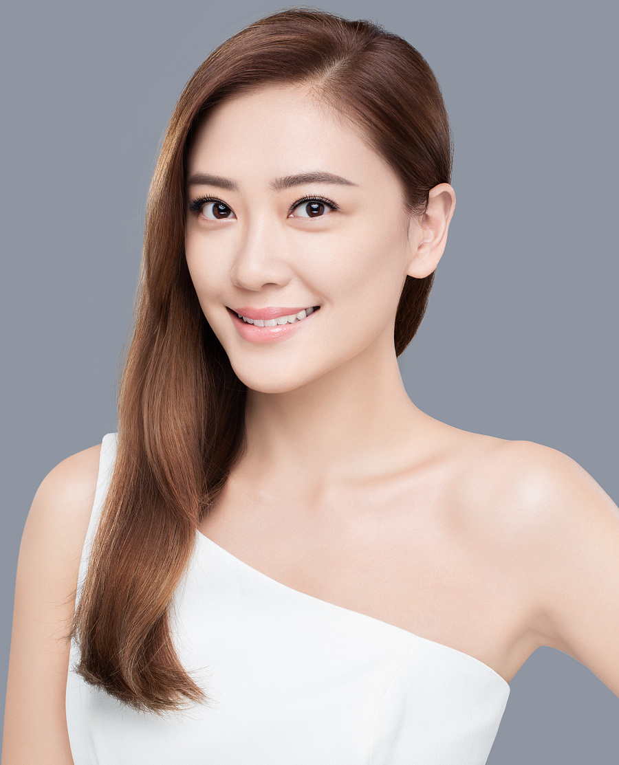 应采儿拒绝帮颖儿点餐当众教育,转眼帮谢娜点餐,网友:接受不了