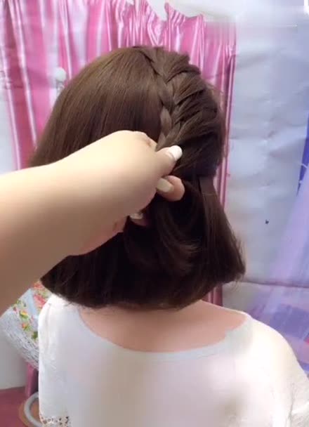 短发伴娘发型,超级漂亮,简单易学!