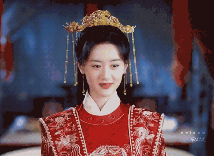 袁冰妍#    古希腊掌管古装嫁衣的神女    @袁冰妍