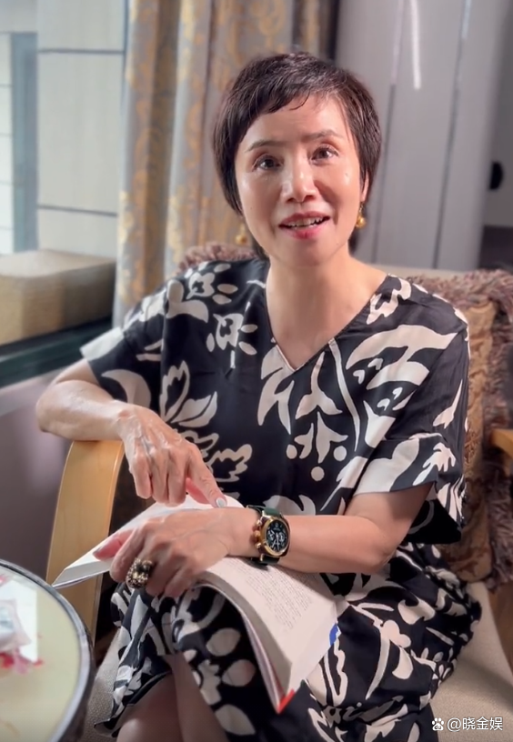 徐俐:心善成就好事业,强调主持人在播报时务必"怀着一颗善心"