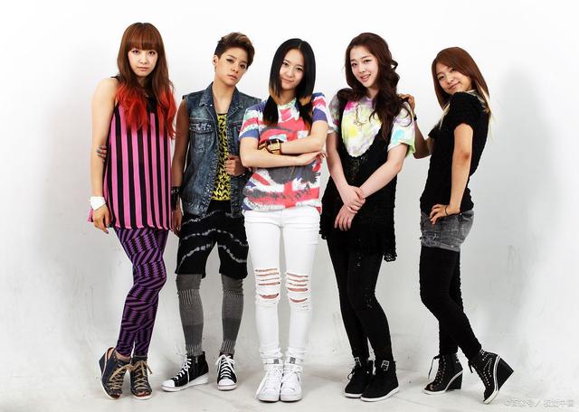 "fx组合名存实亡,解散传闻引发关注"